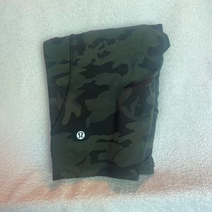 Lululemon, Size 6, Fast and Free 10” Shorts, Camo Print